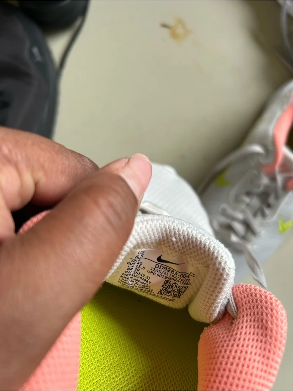Nike Kids White Mesh Sneakers with Pink Collar and Neon Yellow Swoosh